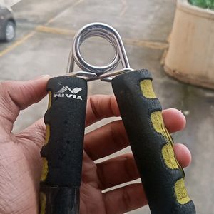 Hand Gripper