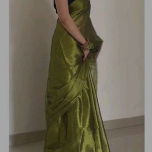 Devine Golden Green Saree ✨️