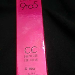 9to5 CC Cream,Whitton Powder, Derma Co BB Cream