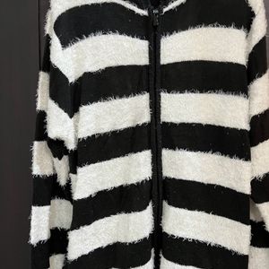 Women Furr Zipper