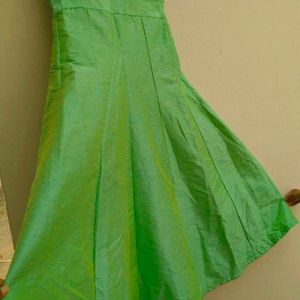 Women Gown For Mehendi Function