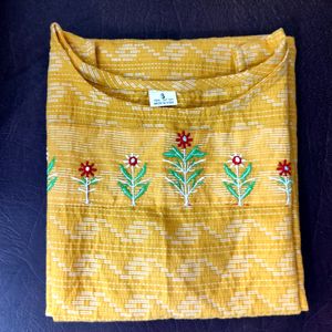 *(Adrika Ensemble Kurti )*