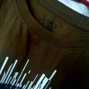 Levi's 100%cotton T-SHIRT (UNISEX)