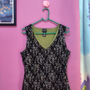 Stretchy Sleeveless Top Size 36-40