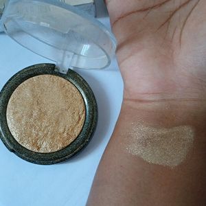 Swiss Beauty Proffessional  Highlighter