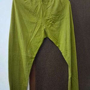 Sale: Mehendi Green: Legging