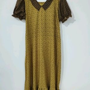 Ladies Frock From Maxi Material