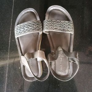 Sandal