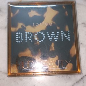 Huda Beauty Toffee Brown Palette