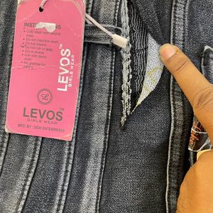 Jeans (1-new & 1-damage)