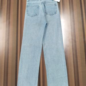 U-85 Size 28 Straight Women Denim Jeans