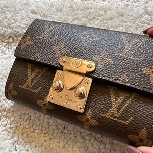 Lv Lock System Wallet