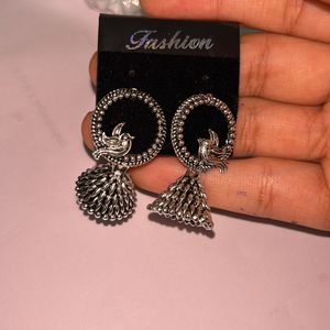 Silver oxidised earings