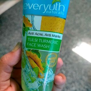 Everyuth Facewash