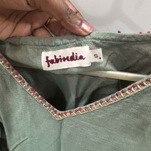 Fabindia S Size Worn 3-4 Times, Silk Fabric