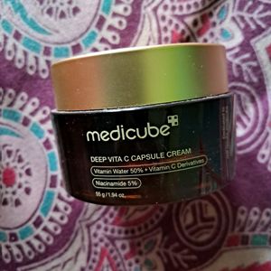 medicube Deep Vita C Capsule Cream