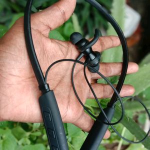 Hbs-730  Branded Bluetooth Neckband...