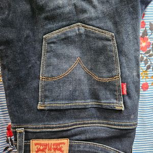 Levi's Dark Blue kinny Fit Jeans