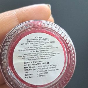 NicoLips Lip Lightening Scrub Balm