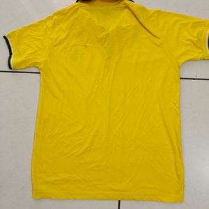 Brand New Men's Yellow Ti-shirt