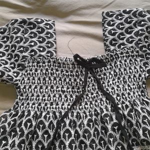 Black And White Casual Top Free Size