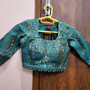 BANARASI LEHNGA WITH CANCAN