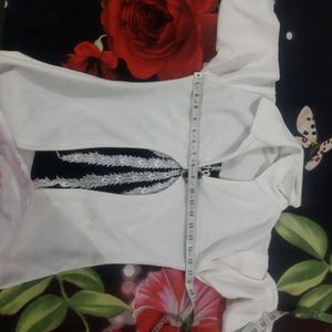 Women White Stretchable Top