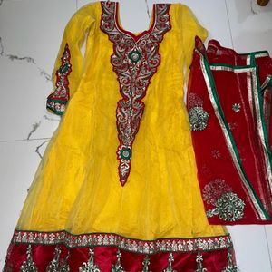 💛Beautiful anarkali suit💛