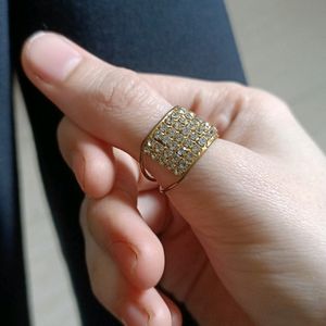 Beautiful Shinning Stone Finger Rings