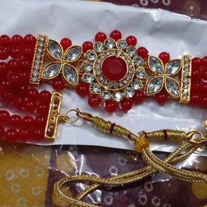 Chocker Necklace With Earrings And Maangtika