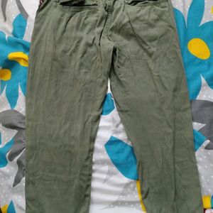 Co ords.....Green Half Pant