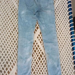 Denim Jeans And Casuals Mid Rise Jean