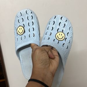 500₹ For 2 Bedroom Sandals With Good Quality