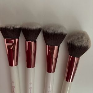 BH Cosmetics Face Brush Set Of 4