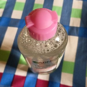 Garnier Micellar Cleansing Water