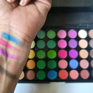 Popfeel Multicolor Mini Eyeshadow Palette 😍