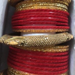 DULHAN BANGLES SET