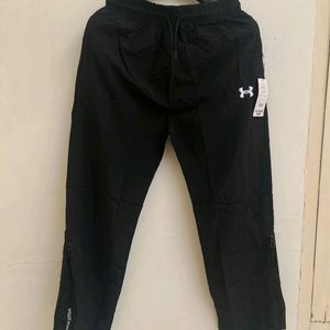 Under Armour Track Pant (Bootcut)