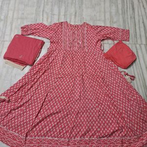 Pink Kurti With Dupatta And Leggings