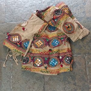 Kathiyawadi Saneda Navratri Choli