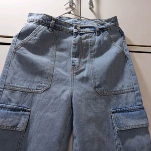 252. Baggy Cargo Jeans for Women