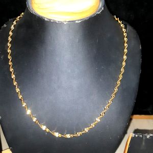 Fashionable chain
