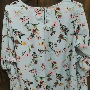 Floral Top In XL Size.