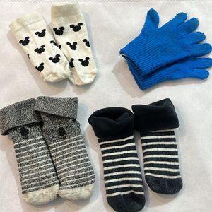 Combo Of Socks And Gloves For Toddlers