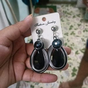 Long Black Earrings For All Wear