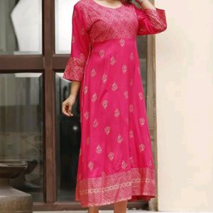 Key Features• Ideal For: Women• Fabric: Rayon Blen