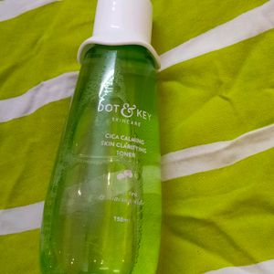 💚Cica Calming Skin Clarifying Toner💚