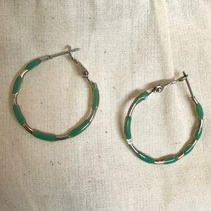 Fab India: Small Hoops