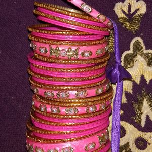 Kurta Set Free Matching Bangles