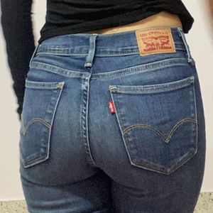 Levi’s Super Skinny Jean